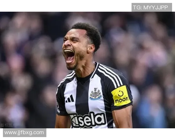 纽卡斯尔足球队球星崭露头角新赛季目标锁定英超冠军荣誉